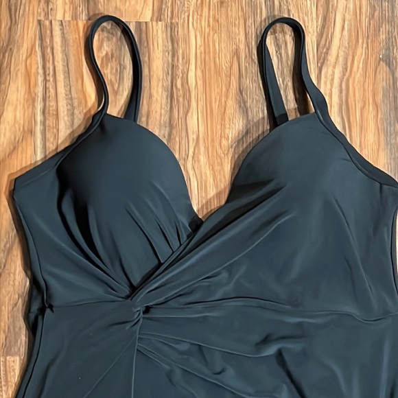 Miraclesuit Twisted Sister Adora Swim Dress - Picture 6 of 13